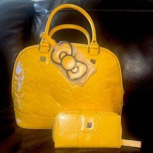 New Yellow Hello Kitty Loungefly Bag & Wallet Set